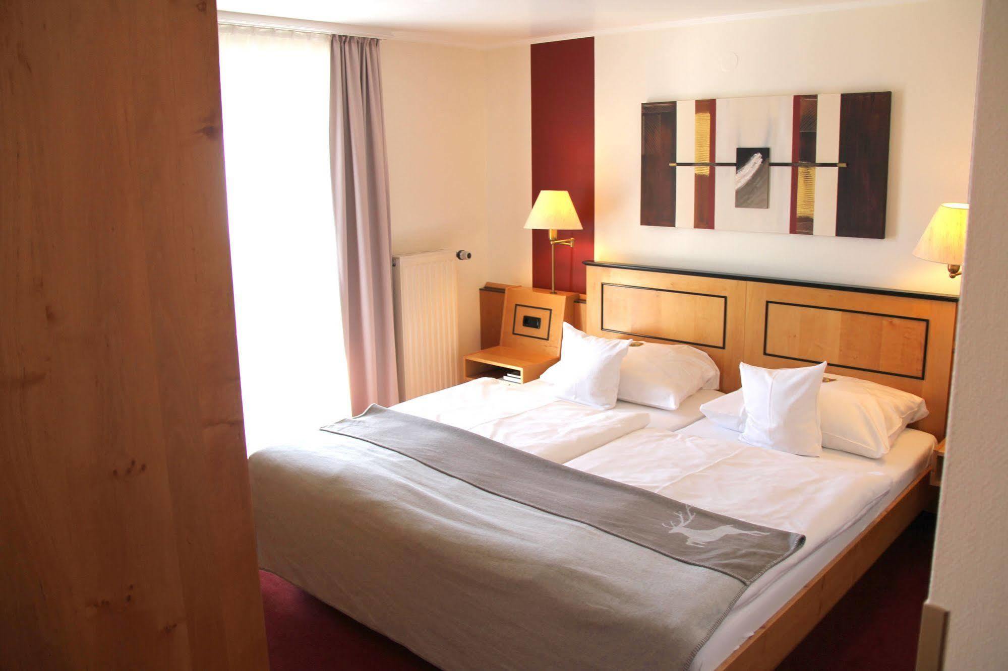 Hotel Riezler Hof Riezlern Esterno foto