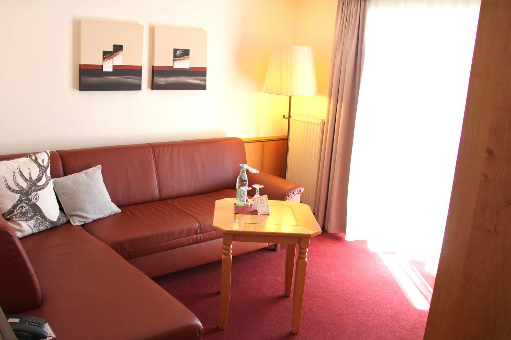Hotel Riezler Hof Riezlern Esterno foto